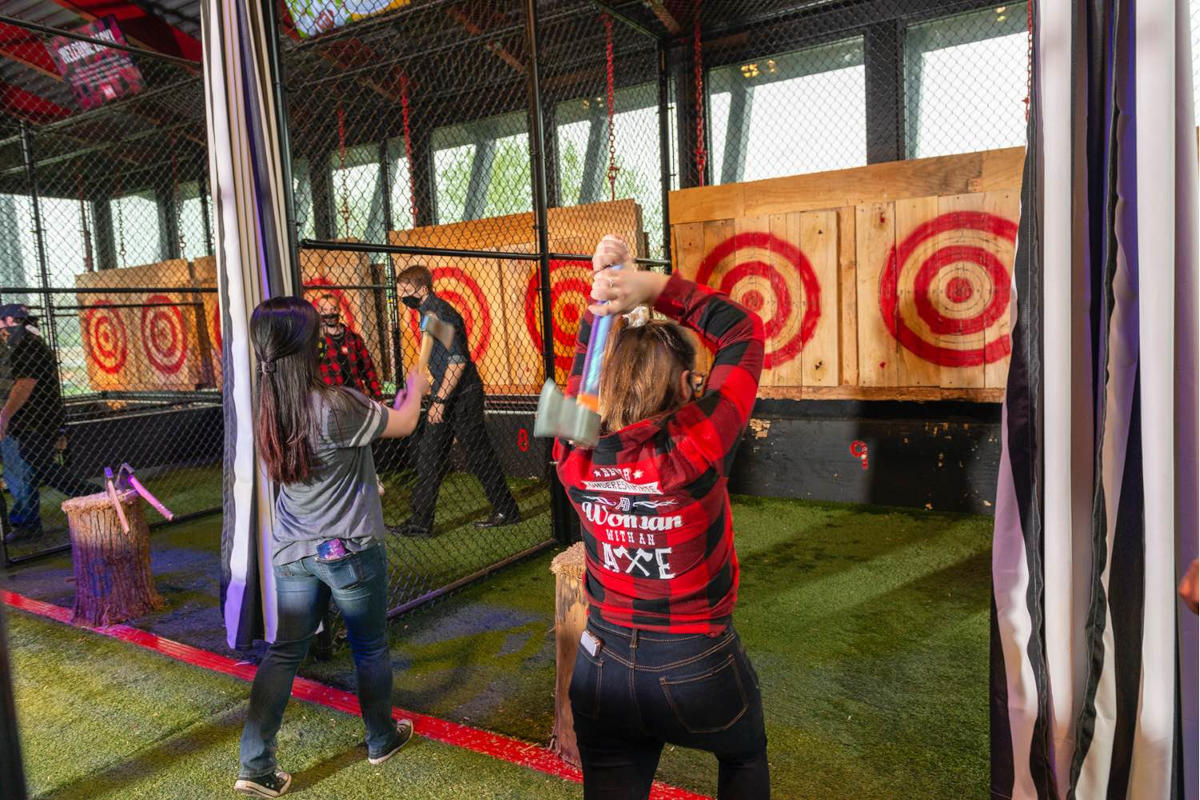 The HUB Stadium axe throwing